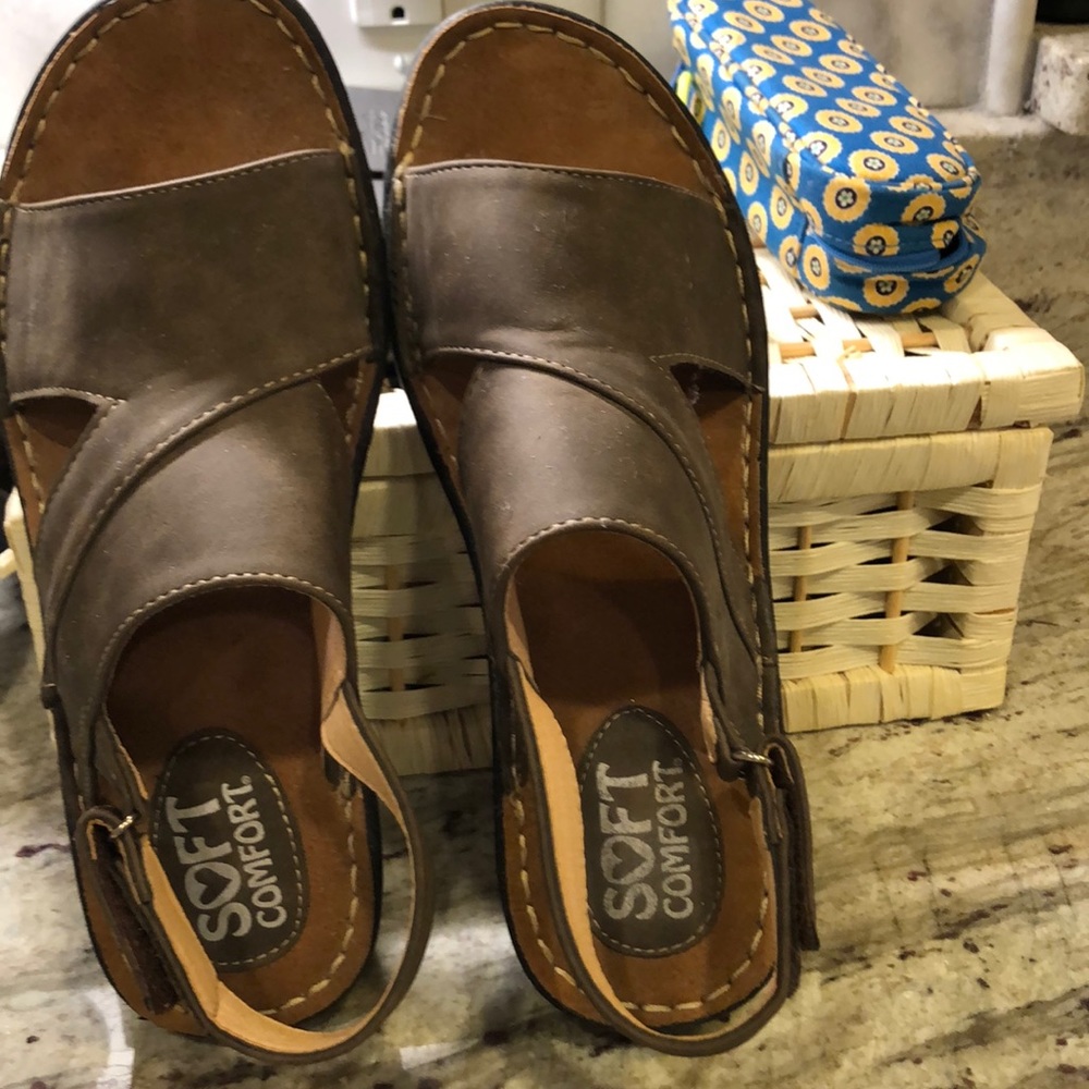 Soft Comfort sandals